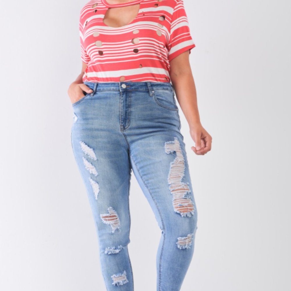 Blue Denim Mid-Rise Raw Hem Detail Distressed